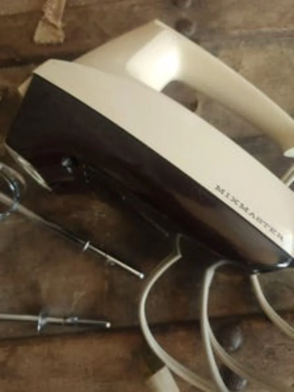 Vintage 1970s hand Mixer, Sunbeam Mixmaster Model 200x, Working with Box and Man